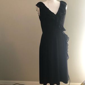 White House Black Market LBD